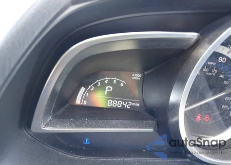 2018 Toyota Yaris Ia из США, поврежденный, VIN 3MYDLBYV7JY314998